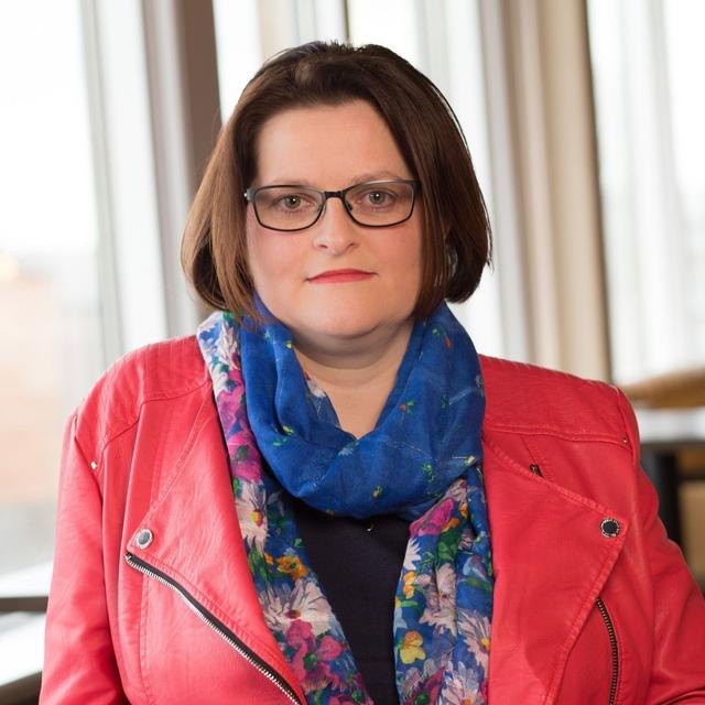 Pay It Forward with Naomi Marriott - podcast episode cover
