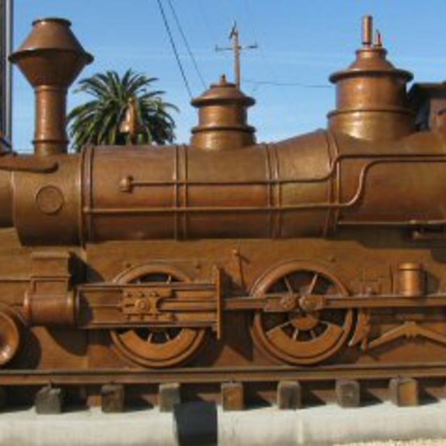 The Little Engine That Turd (w/Ify  Nwadiwe and Dani Fernandez) - podcast episode cover