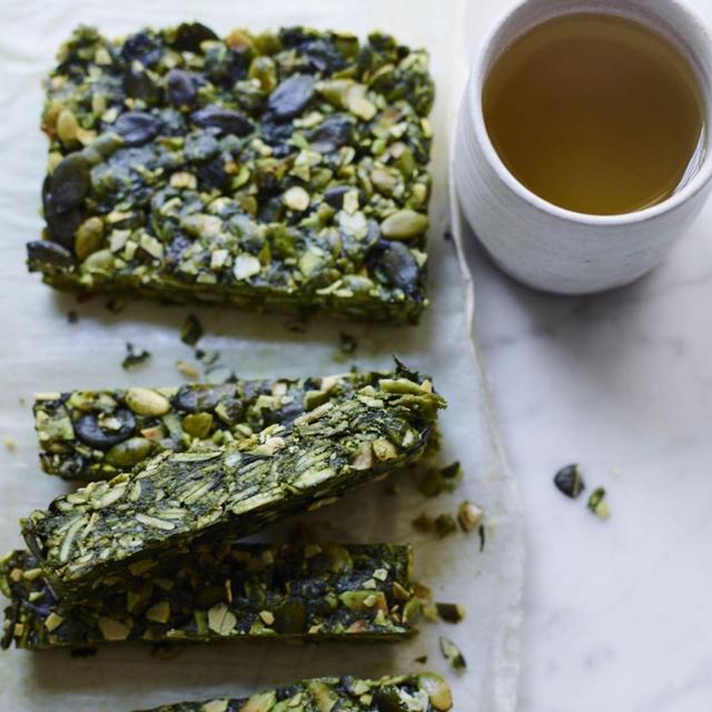 Amy Chaplin makes Super Green Bars - podcast episode cover