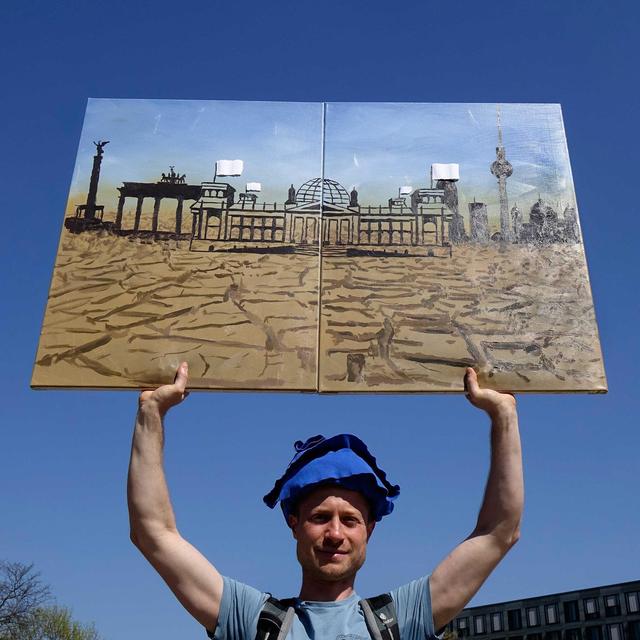 Klimapolitik nach der Wahl, Jäten per Roboter, Genetik der Etrusker - podcast episode cover