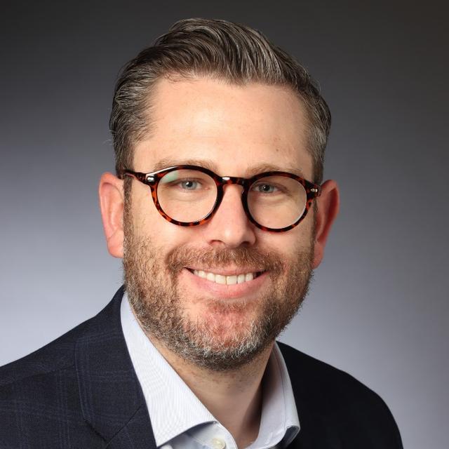 853:  When the Fire Burns Brightest  | Chip Zint, CFO, Deluxe - podcast episode cover