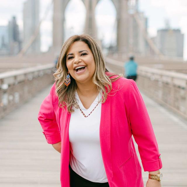 Nurse Career Coach, Farah Laurent - podcast episode cover
