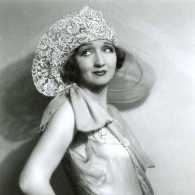 Gossip Girls: Louella Parsons And Hedda Hopper (The Feud, Episode 3) - podcast episode cover