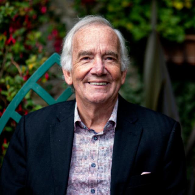 221 - Peter Hawkins: Beyond Coaching - podcast episode cover