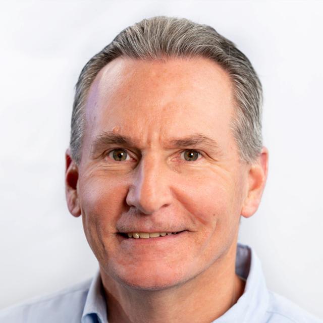 1050: Harnessing the Power of Three: Dynatrace’s Layered AI Strategy | Jim Benson, CFO, Dynatrace - podcast episode cover