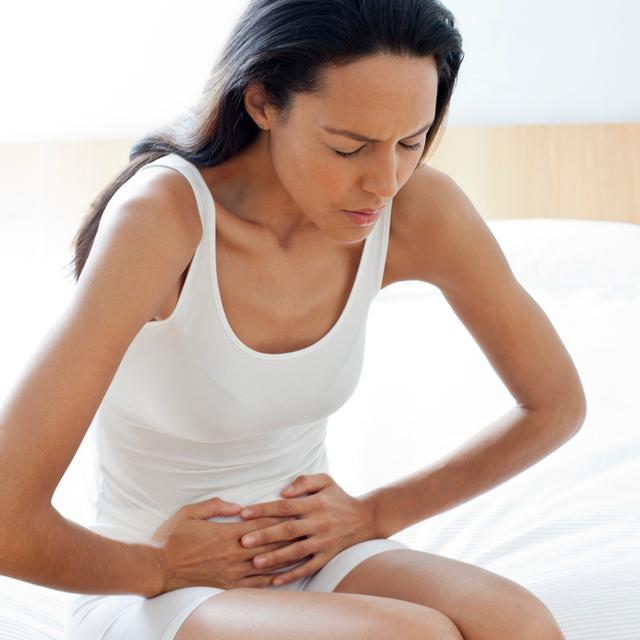 595: Spotting the 7 Symptoms of Poor Gut Health - podcast episode cover