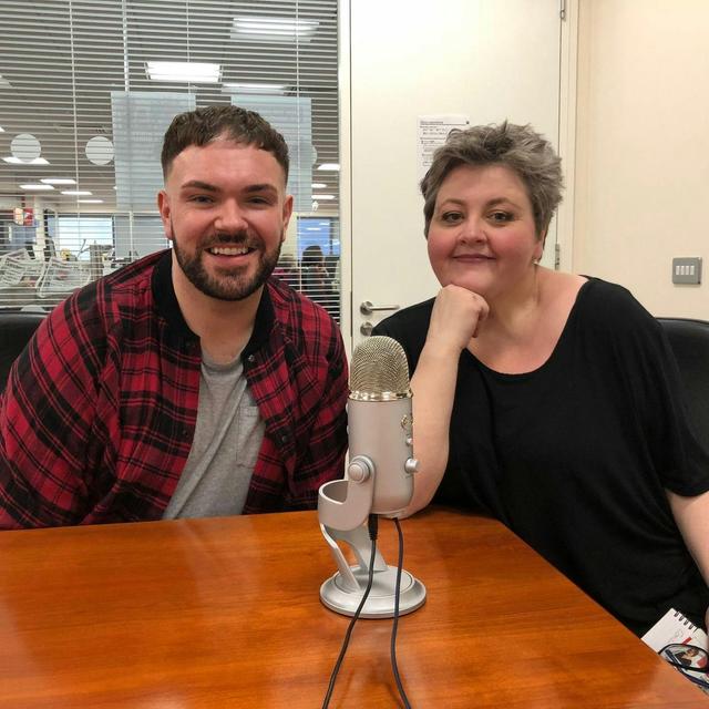 Secret eating, singing & chips: With super slimmer Kieron Gough - podcast episode cover