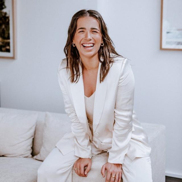 UC 398: What my Body Is Telling Me with Dr Anthea Todd - podcast episode cover