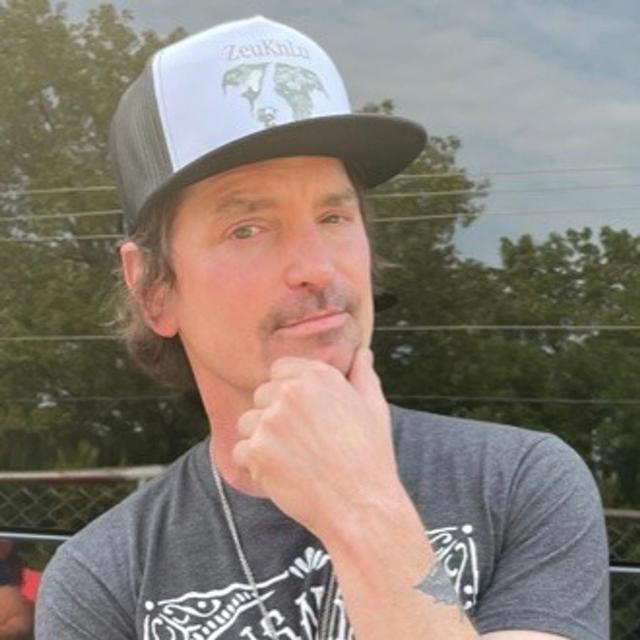 GEORGE DUCAS - THE COUNTRY STAR - podcast episode cover