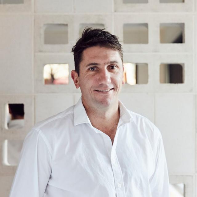 126 Kris Daff: Innovating Housing - podcast episode cover