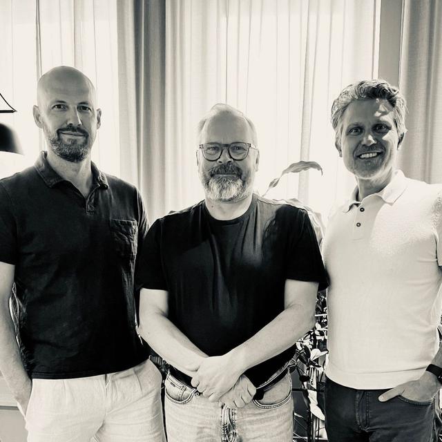 Dyrköpta läxor och makrosommar på börsen - podcast episode cover