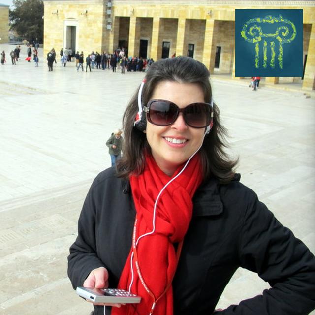 28. Leaving the Museum Field with Marieke Van Damme - podcast episode cover
