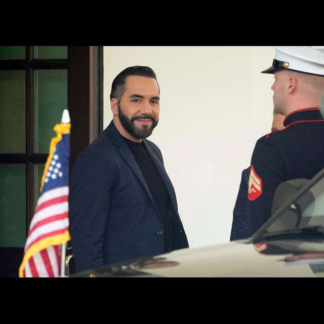 What life is really like in El Salvador under Bukele’s 'iron fist' - podcast episode cover