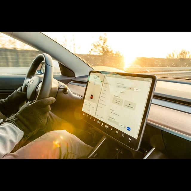 CEP069 Tesla Model 3 gewinnt E-Cannonball - podcast episode cover