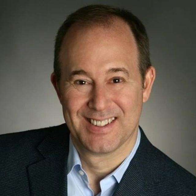271 - Guest Co-Host Henry Harteveldt, Travel Industry Analyst - podcast episode cover