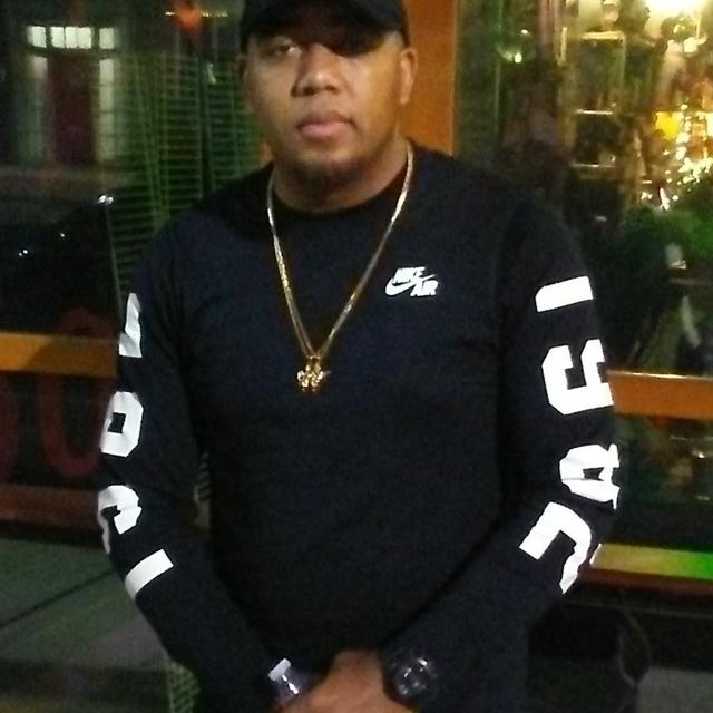 S2T Ep 33 Retro Fitted With Skyzoo - podcast episode cover