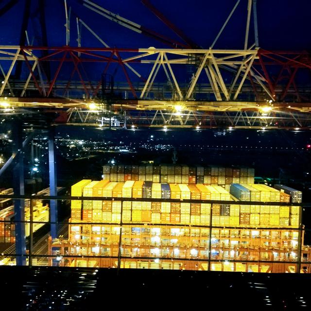 Container Ship Karaoke - podcast episode cover