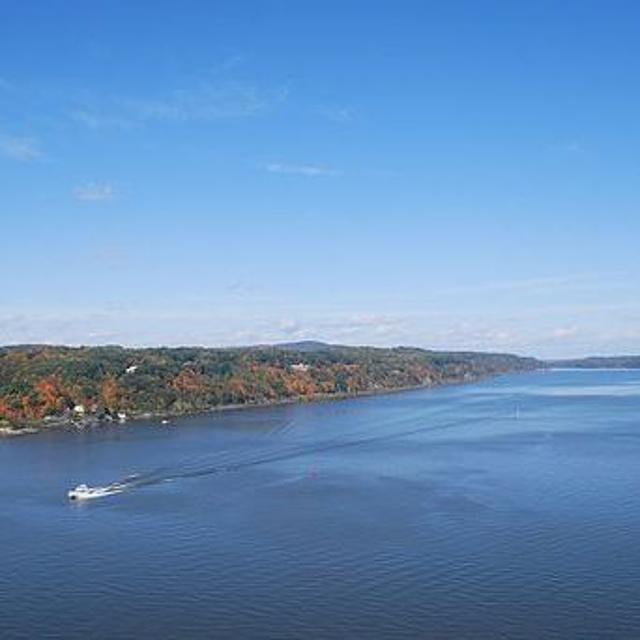 PODCAST: Dive Right into the Hudson River - podcast episode cover
