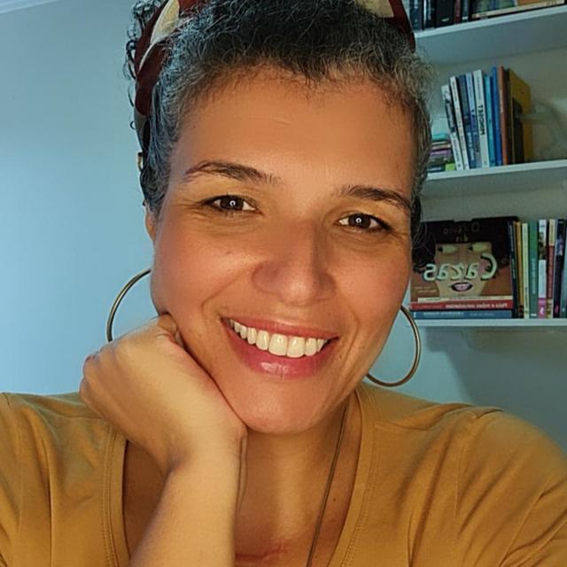 Sintonia com o corpo - podcast episode cover