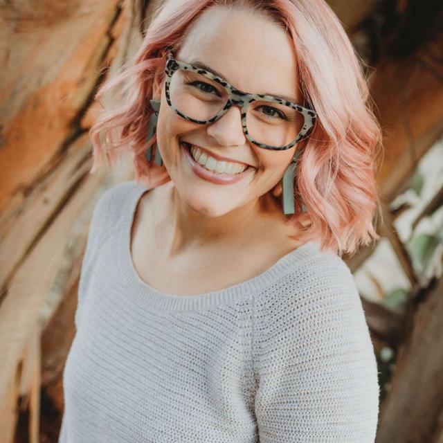 Certified Nurse Midwife, Sarah Waldron - podcast episode cover