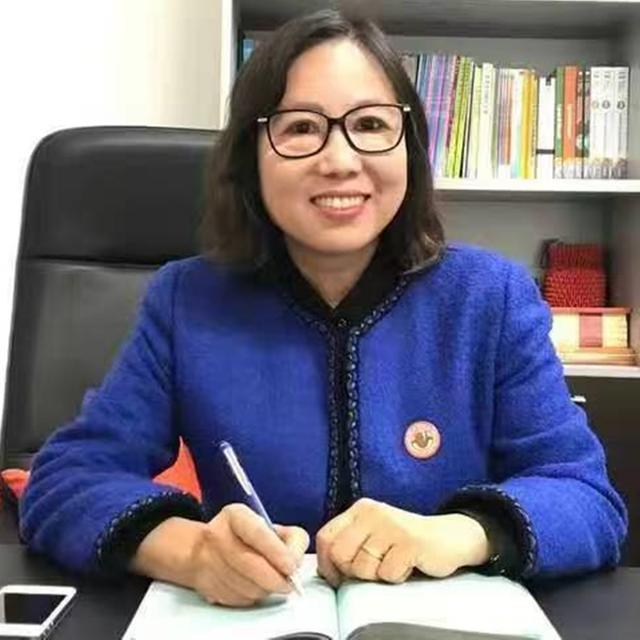 Li Xuemei: Bridging cultures through education in Italy - podcast episode cover