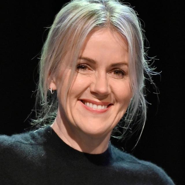 Jojo Moyes: „Ich mache immer Dinge, die mir Angst machen.“ - podcast episode cover