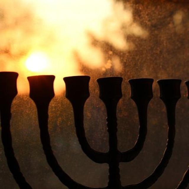 Lighting Chanukka Candles - The Jay Shapiro Show - podcast episode cover