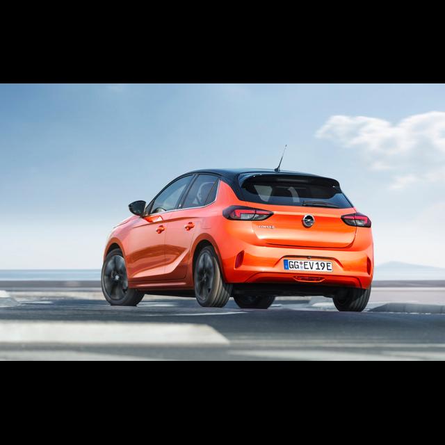 CE105 Konjunkturprogramm, Ladenetztest und Opel Corsa-E - podcast episode cover