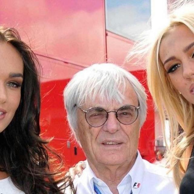 Ecclestone Steps Down - podcast episode cover