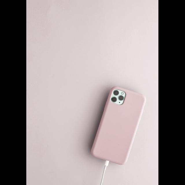 What Social Platform Should You Start With in 2022  - podcast episode cover