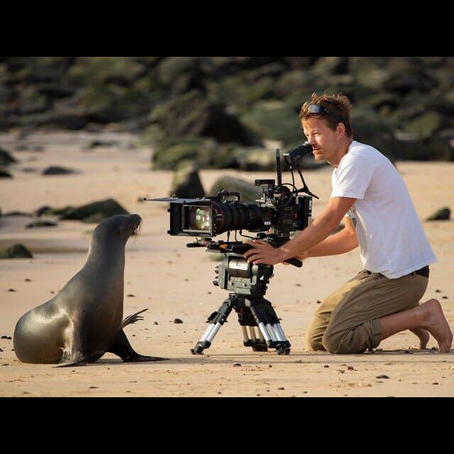 Episode 353: Animals Up Close w/Bertie Gregory - podcast episode cover