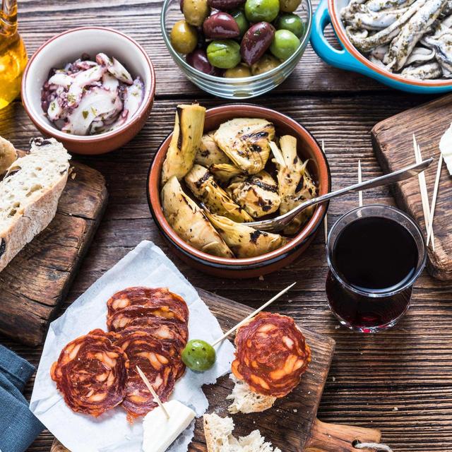 Madrid: Die besten Restaurants und Markthallen - podcast episode cover