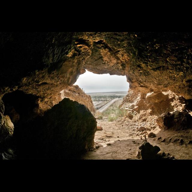 Ancient DNA Rewrites Dead Sea Scroll History - podcast episode cover