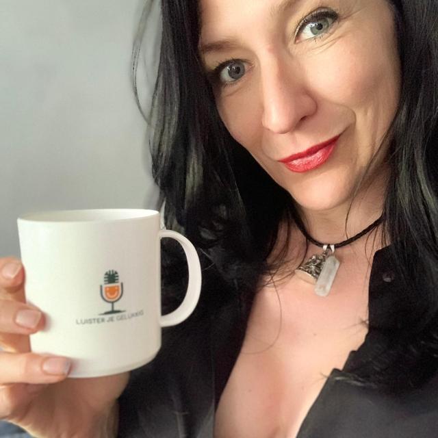 Suzanne van de Laar raakt geïnspireerd door Boudewijn de Groot - podcast episode cover