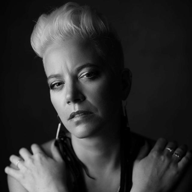 Conversation with Amanda Hennessy, Model, Mechanic, Auto Racer - podcast episode cover
