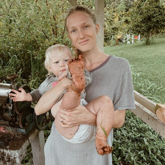 Whole-Being Skincare, Sacred Passageways, Midwifery & Compassion with Meagan of Moon & Rock - podcast episode cover