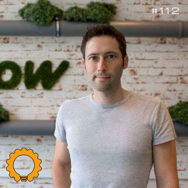 #112 Das Engineering Manager Pendulum: Zwischen Coding und Leadership mit Tom Bartel - podcast episode cover