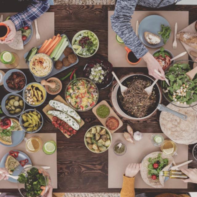 61 Primer plato | ¿Comer sano está reñido con el buen comer? - podcast episode cover