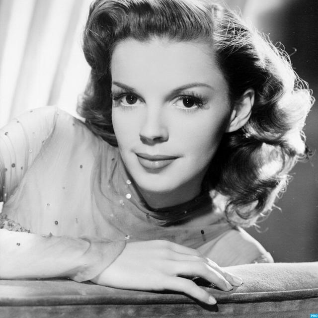 Judy Garland and Friends - OTR Podcast - podcast cover