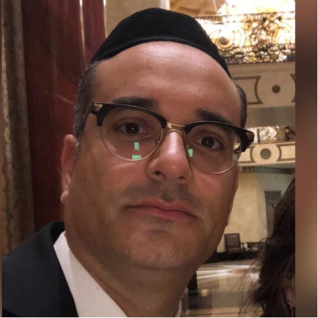 Rabbi Koskas In Depth 6 minute Halacha - podcast cover